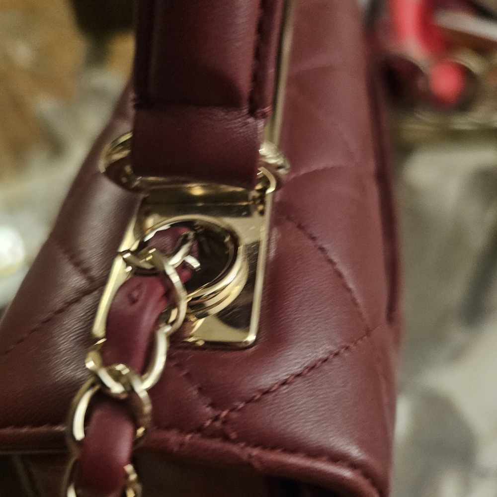 CHANEL Burgundy Quilted Shoulder Bag - Picture 8 of 16